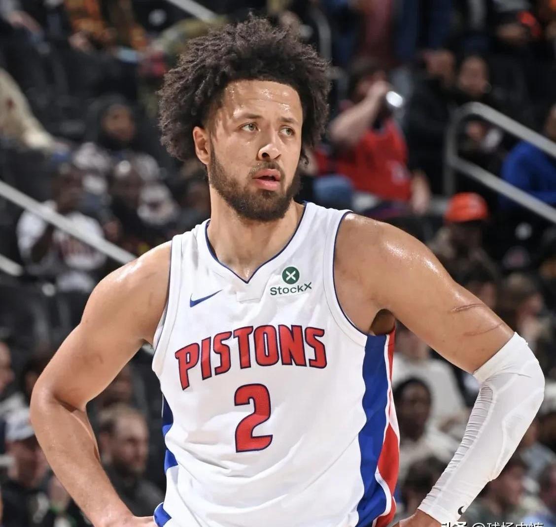 关于里程碑夜！底特律活塞绝杀压哨；足总杯赛前刷纪录；球迷炸锅；临场指挥获称赞的信息